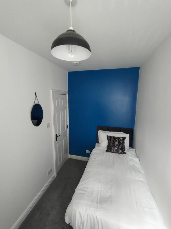 Lovely Refurbished Apartments, Morecambe Promenade Esterno foto