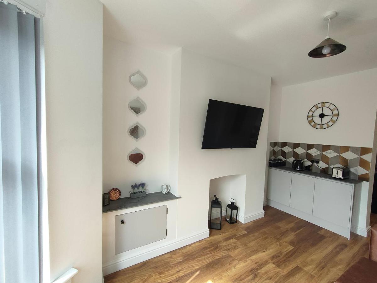 Lovely Refurbished Apartments, Morecambe Promenade Esterno foto