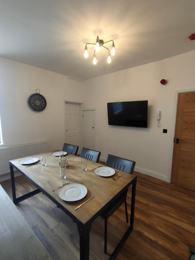 Lovely Refurbished Apartments, Morecambe Promenade Esterno foto