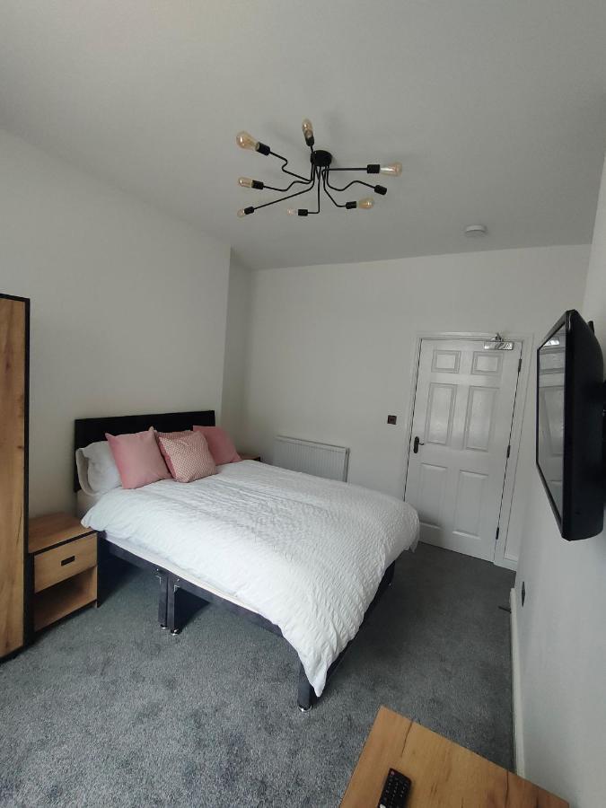 Lovely Refurbished Apartments, Morecambe Promenade Esterno foto