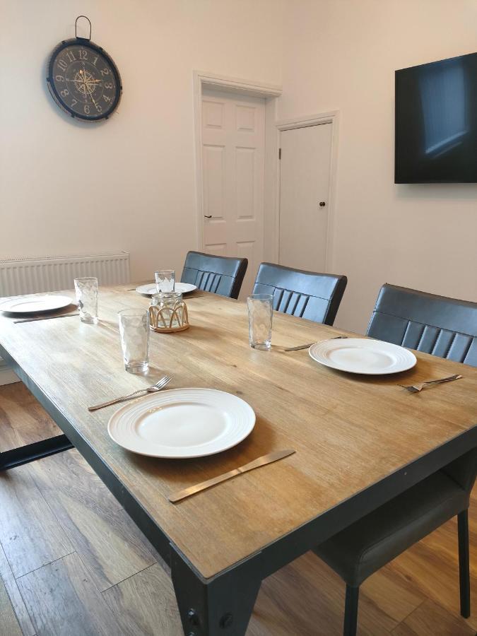 Lovely Refurbished Apartments, Morecambe Promenade Esterno foto